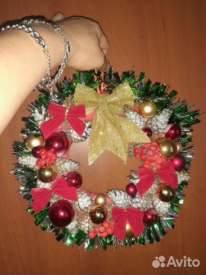 Новогодний венок ручной работы