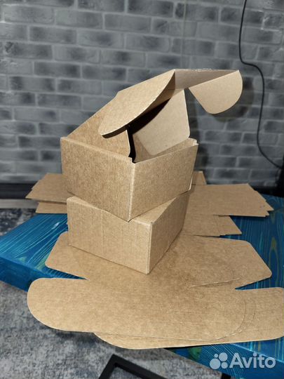 Коробка самосборная из микрогофрокартона