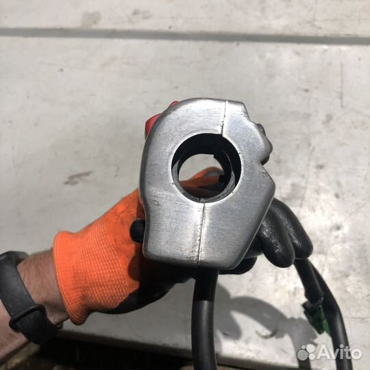 Правый пульт для Suzuki VZ1600 Marauder