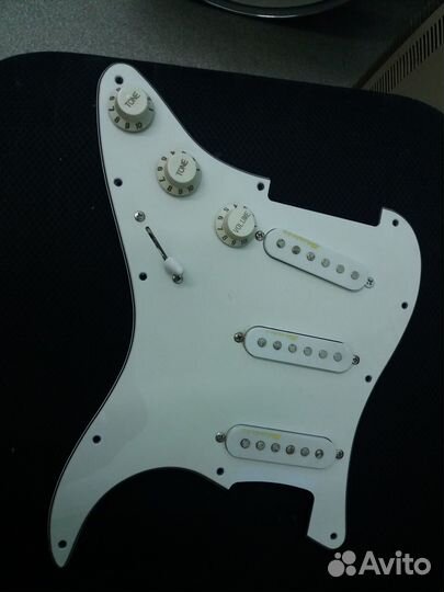 Пикгард Stratocaster в сборе