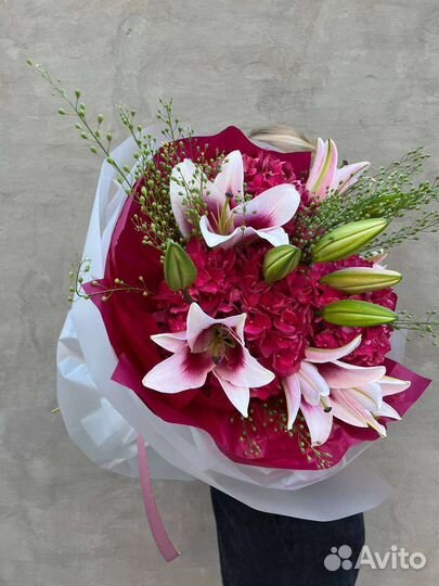 Гортензии и Лилии