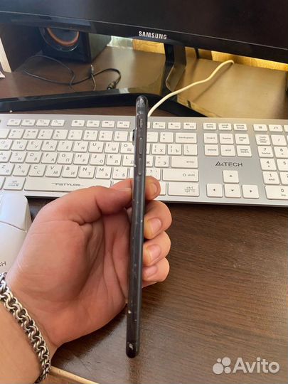 Телефон iPhone 7 plus128gb