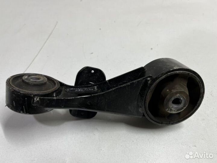 Опора двигателя передняя Toyota Camry V50/V55