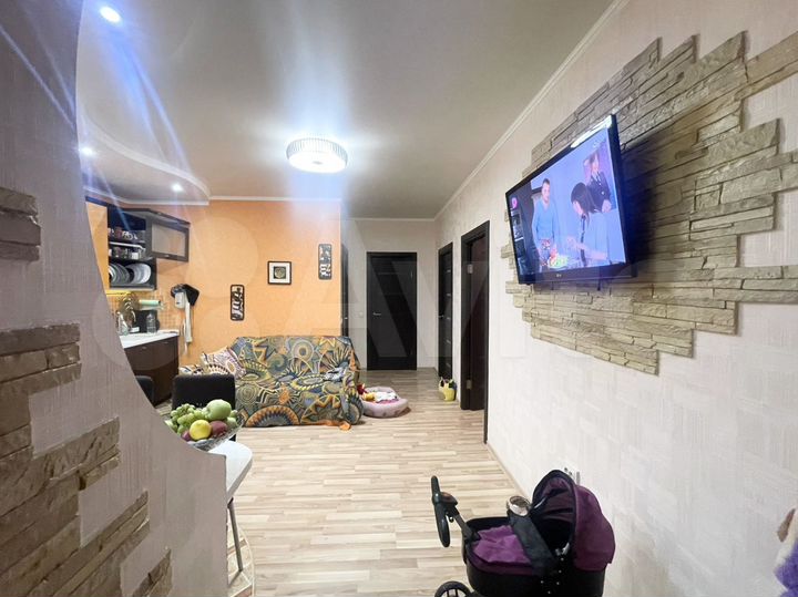 2-к. квартира, 70 м², 1/2 эт.