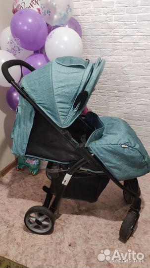 Прогулочная коляска