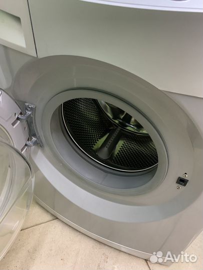 Стиральная машина с сушкой