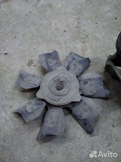 Вискомуфта с вентилятором двигателя jeep XJ,ZJ