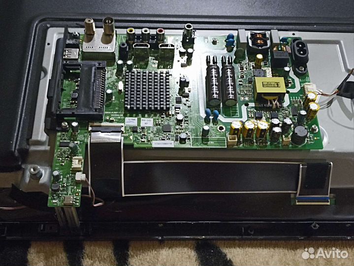 Телевизор Telefunken TF-led32s55t2