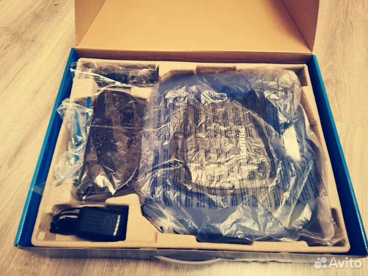 Робот- пылесос Philips