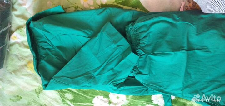 Костюм женский новый 48