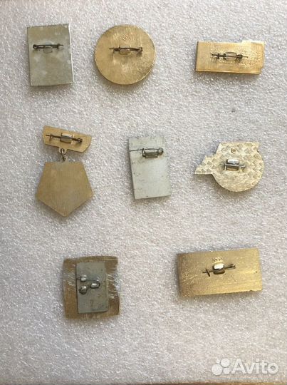 Значки горьковской Промзоны