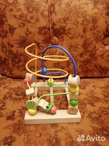 Игрушка лабиринт