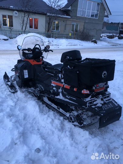 Продаю снегоход lynx commander 900ACE