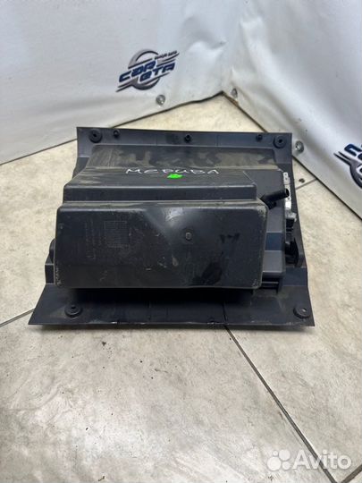 Бардачок Opel Meriva А Z16XEP 2008