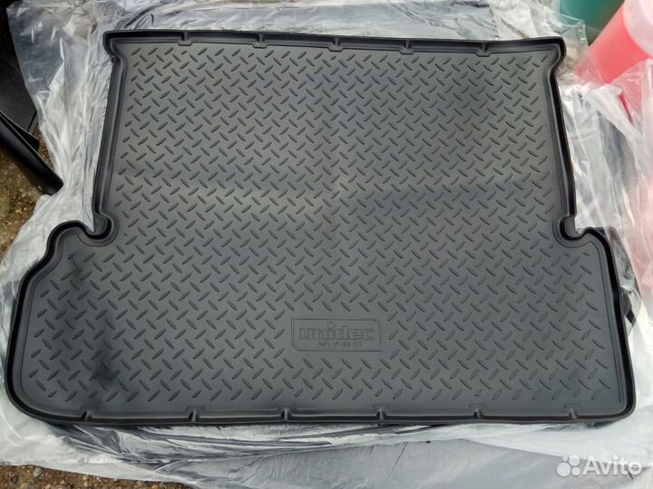 Коврик в багажник Тойота Ленд Крузер 150