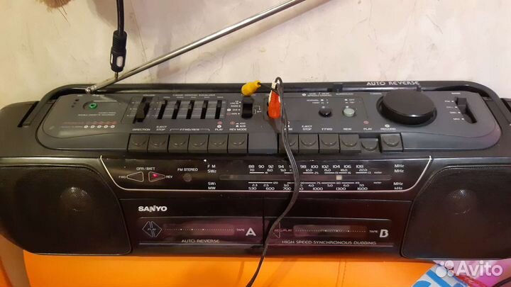 Двухкассетная магнитола Sanyo MW738K