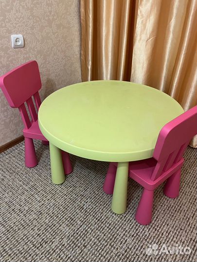 Детский стол и стулья IKEA