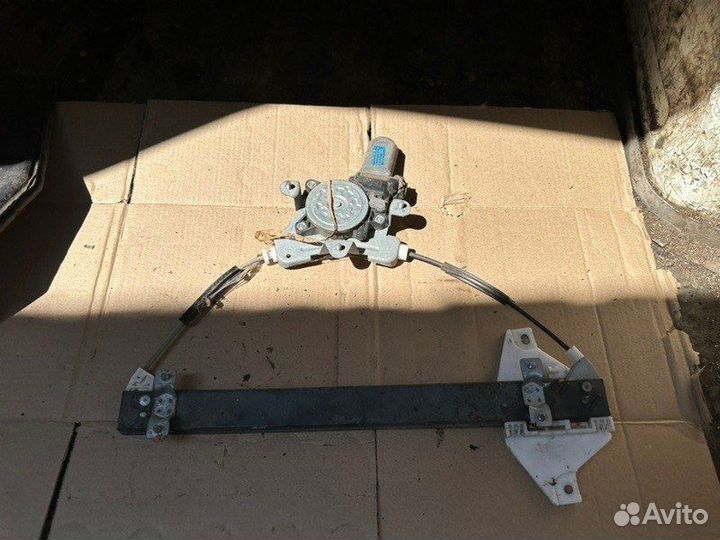 Стеклоподъёмник задний правый Ssang Yong Actyon