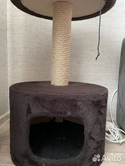 Домик для кошки с когтеточкой