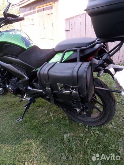 Мотоцикл Bajaj Dominar 400