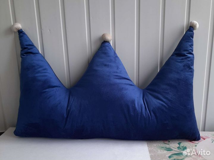 Декоративная подушка Корона