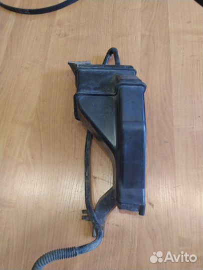 Абсорбер (фильтр угольный) Volkswagen Passat B5+