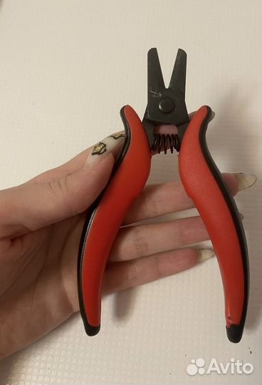 Щипцы для резки капсул