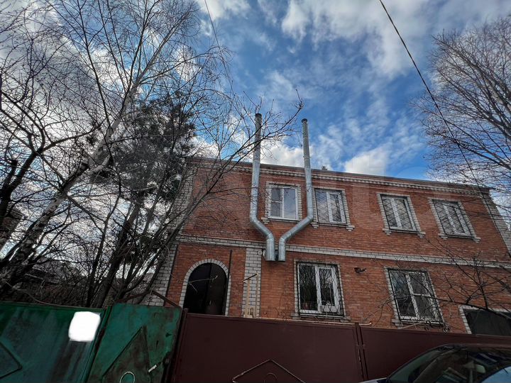 Дом 228,6 м² на участке 7,9 сот.