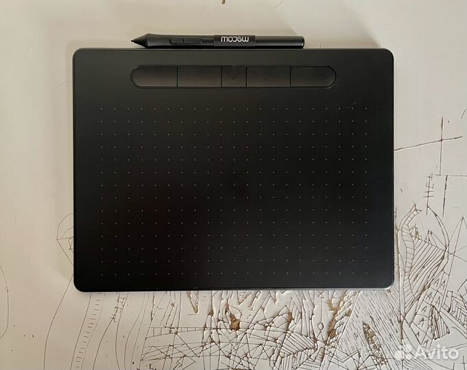 Графический планшет wacom intuos m