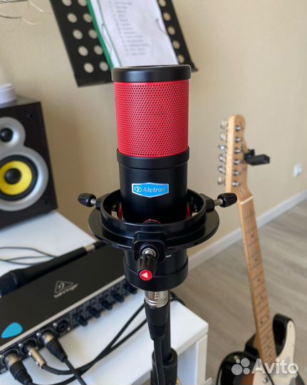 Микрофон студийный конденсаторный Alctron CS35