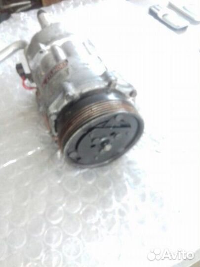 Компрессор кондиционера Volkswagen Golf 3