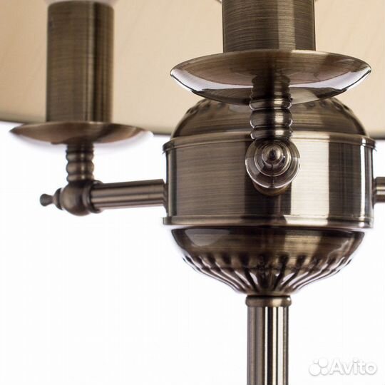 Светильник настольный металлический и текстильный