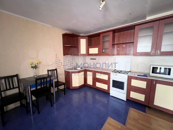 1-к. квартира, 72 м², 6/10 эт.