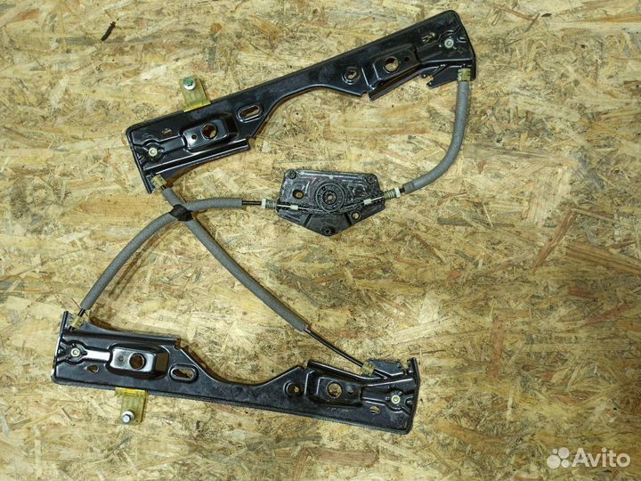 Стеклоподъемник Jeep Compass 2 2018