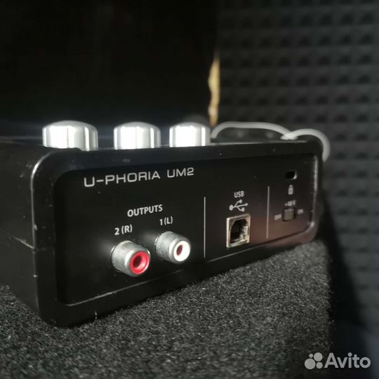 Behringer u phoria UM2
