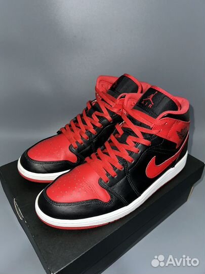 Кроссовки Nike Air Jordan 1 Mid 