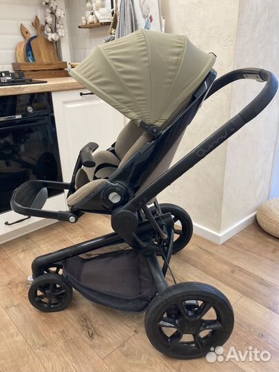 Коляска Quinny Moodd+кресло 0+ Maxi-Cozy Pebble