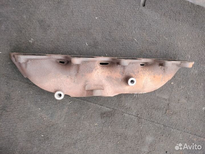 Коллектор выпускной mitsubishi L200 2010г