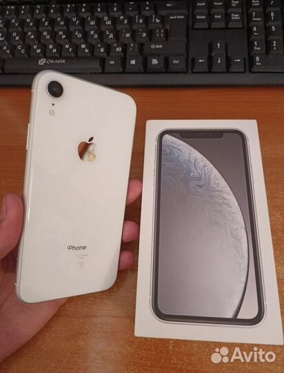 iPhone Xr, 64 ГБ
