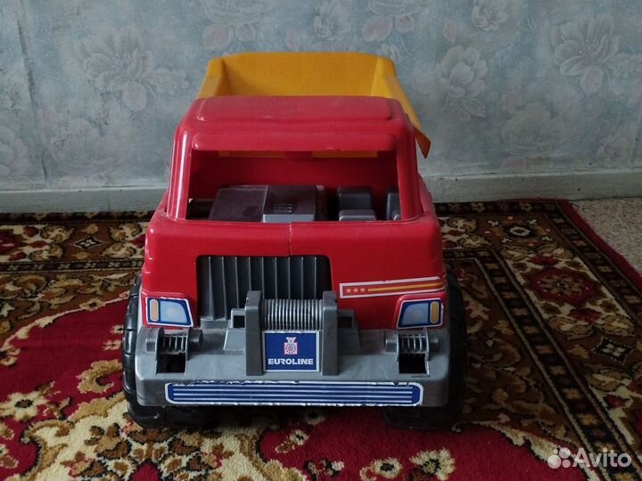 Игрушка большая машинка