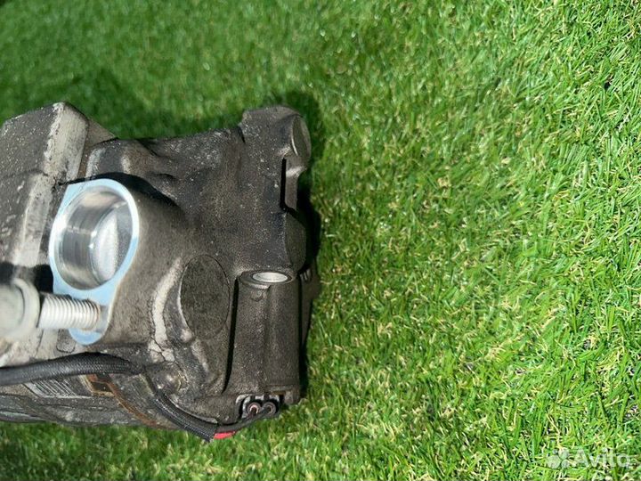 Компрессор кондиционера Mercedes Clk W209