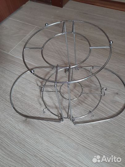 Подставки для чайного сервиза, кружек и чашек