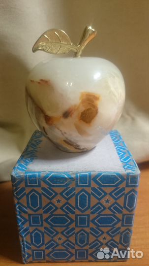 Яблоко из оникса