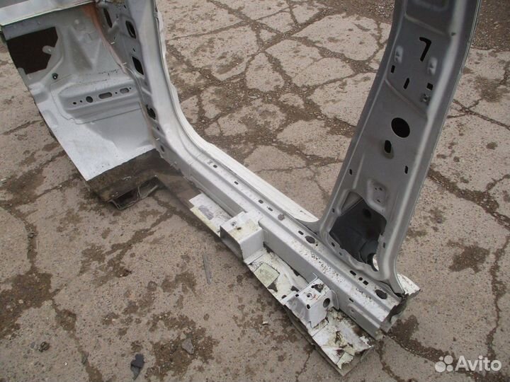 Порог со стойкой правый Fiat Grande Punto 199