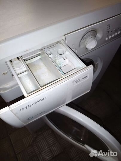 Стиральная машина Electrolux EWS-800