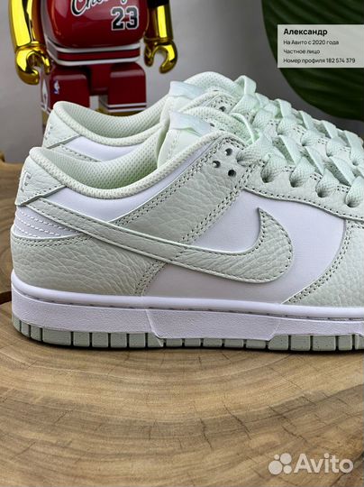 Nike dunk low mint