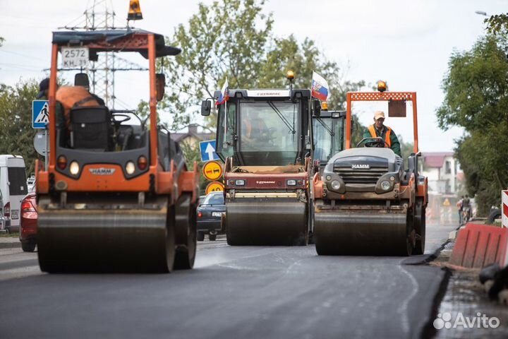 Крошка асфальта навалом и в мешках
