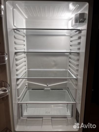 Холодильник hotpoint ariston