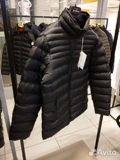 Пуховик Lacoste