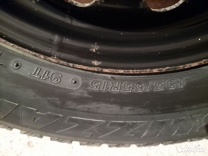 Bridgestone Blizzak Spike-01 195/65 R15